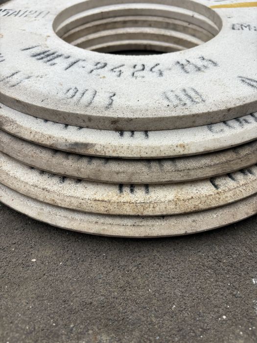 Круг шлифовальный 25 А 400*40*203