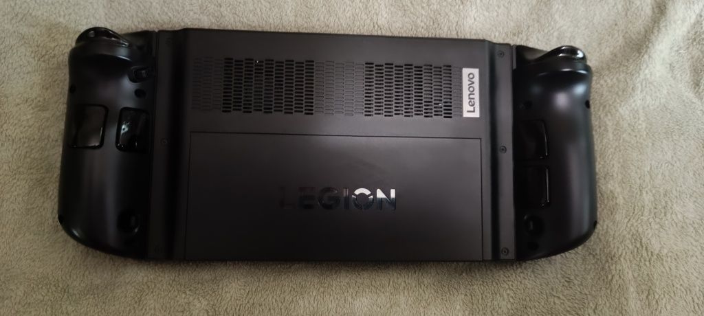 Ігрова приставка Lenovo legion go 16/1 tb, можливий обмін