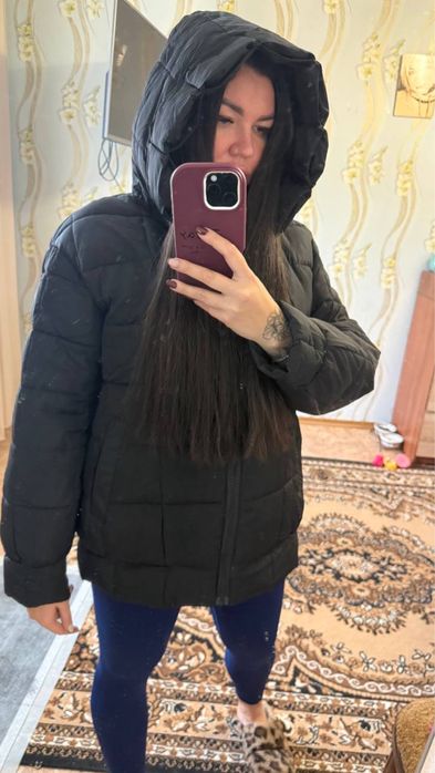 Продам жіночу зимову куртку