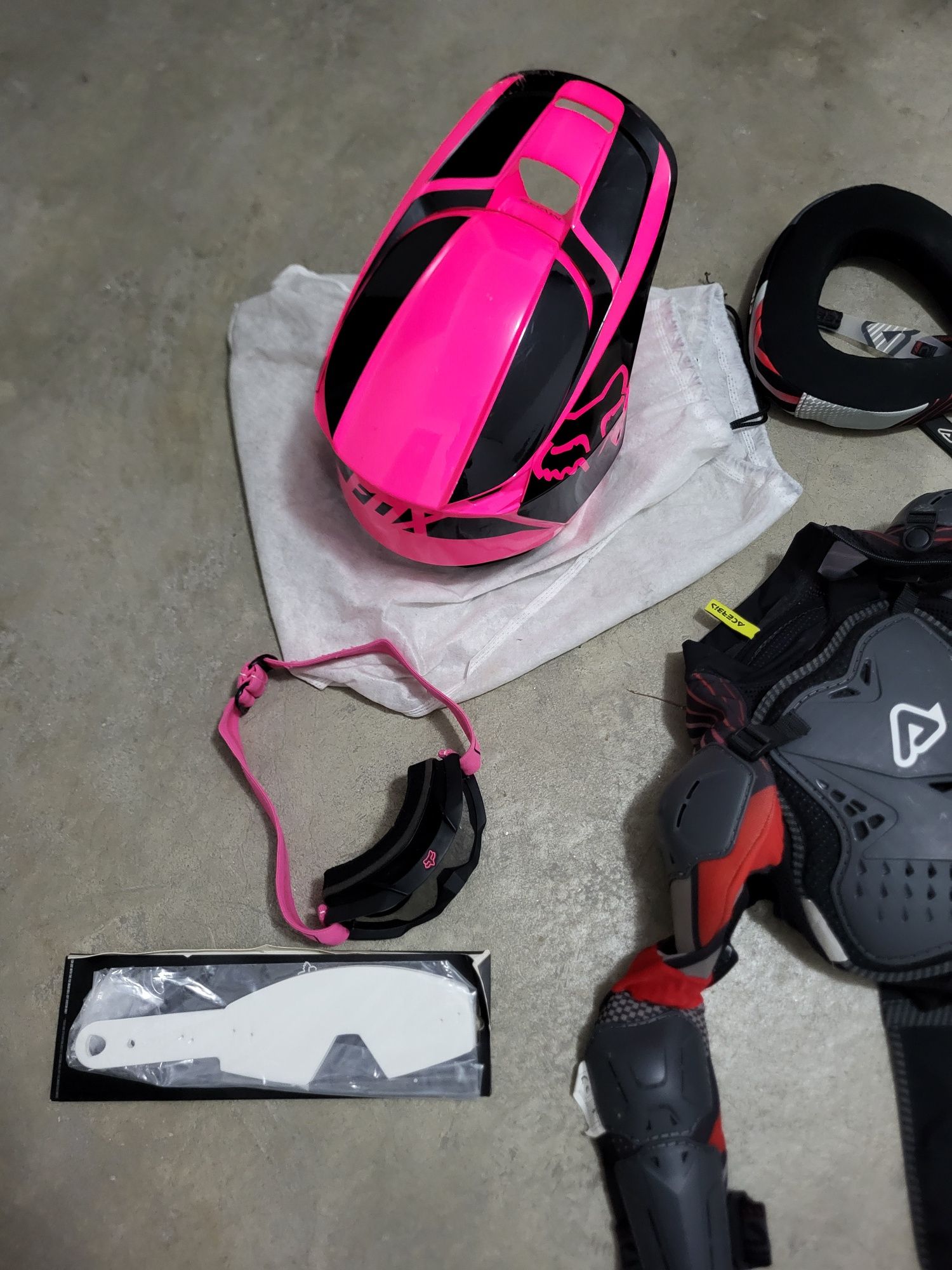 Equipamento FOX MotoCross completo para criança
