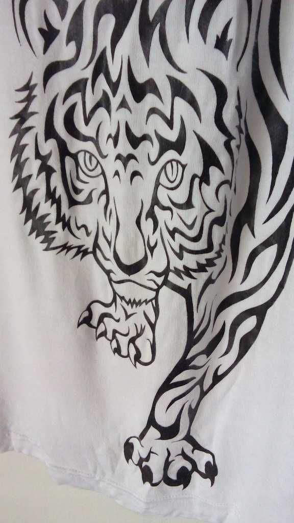 Bluzka z tygrysem Tiger Tshirt 38/40 j.Nowa