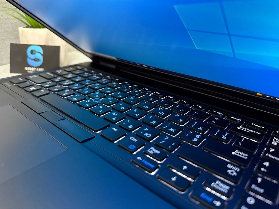 Надійний ноутбук Dell 5580/I5-6300u/8gb ddr4/256gb ssd/15.6”