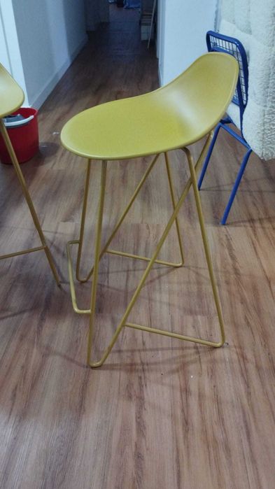 2 Bancos Altos novos da marca Sklum