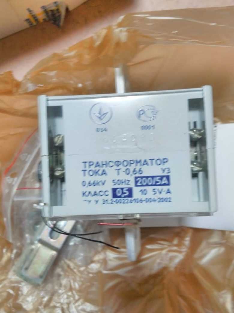 Трансформатор тока Т-0,66 200А