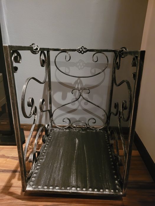 Kosz kuty ręcznie na drewno/Rękodzieło