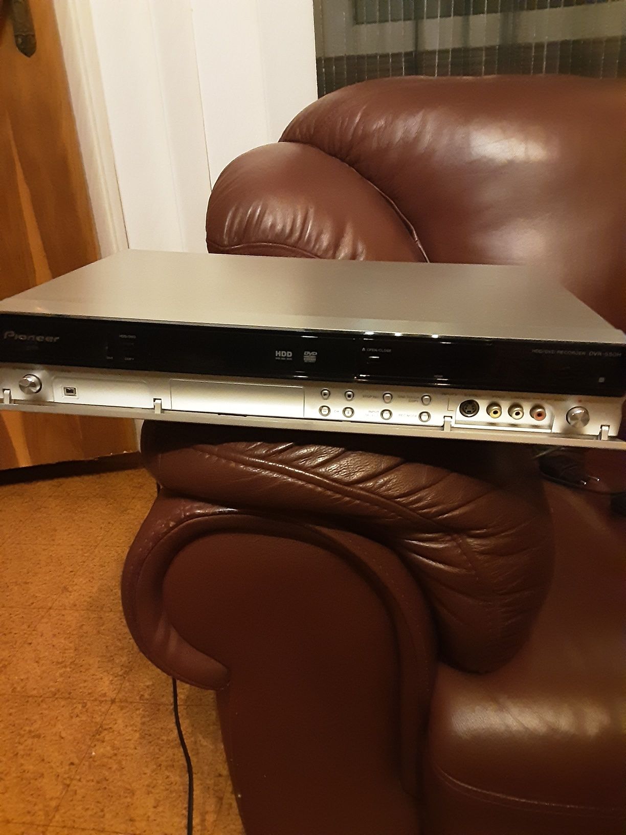 Пишущий DVD Pioneer DVR550H