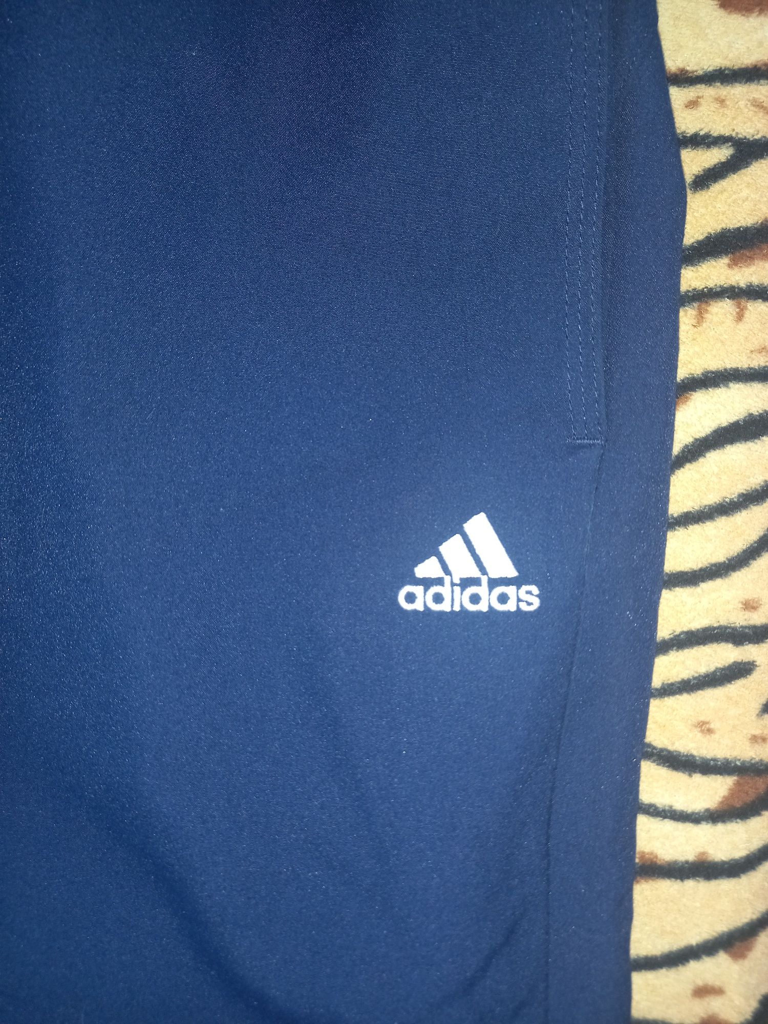 Spodnie dresowe adidas