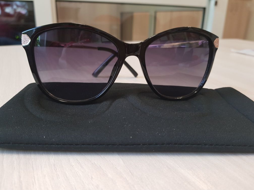 Okulary przeciwsłoneczne GUESS Nowe