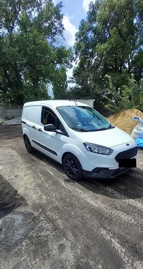 Ford Transit Courier 2022