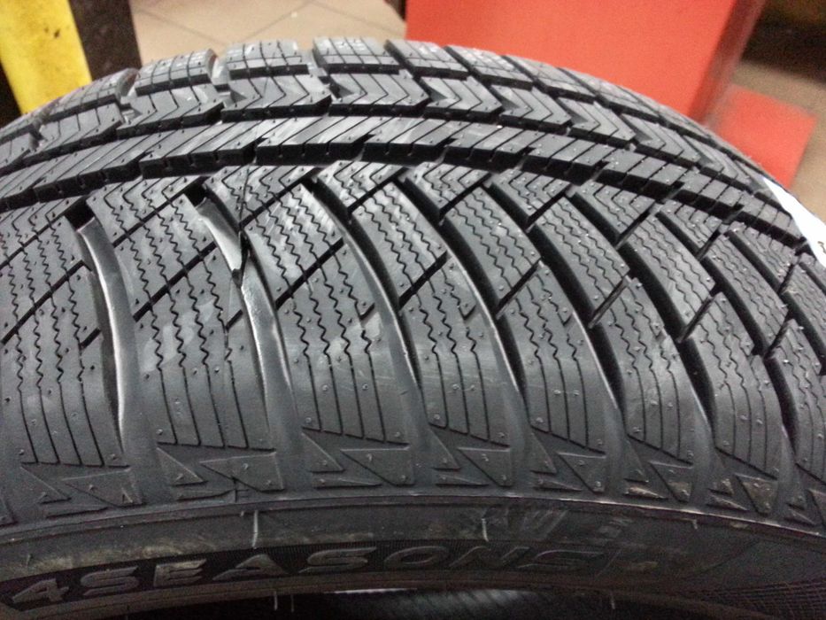 Opony wielosezonowe całoroczne 215/55r16 97V XL Sailun 4Seasons
