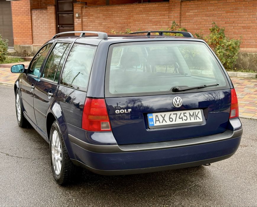 Volkswagen GOLF 1.6 MPI Avtomat