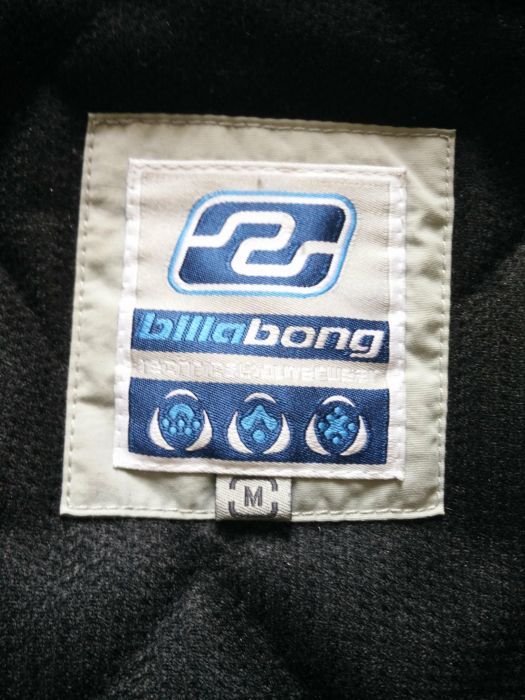 Blusão Neve Billabong praticamente novo.