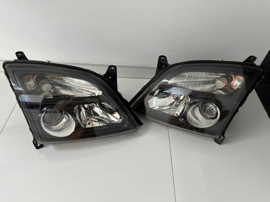 Lampy przednie przedlift OPEL VECTRA C OEM HELLA