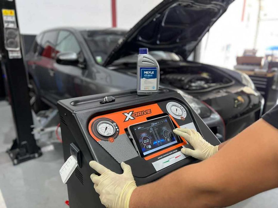Oficina de caixas automáticas e motores