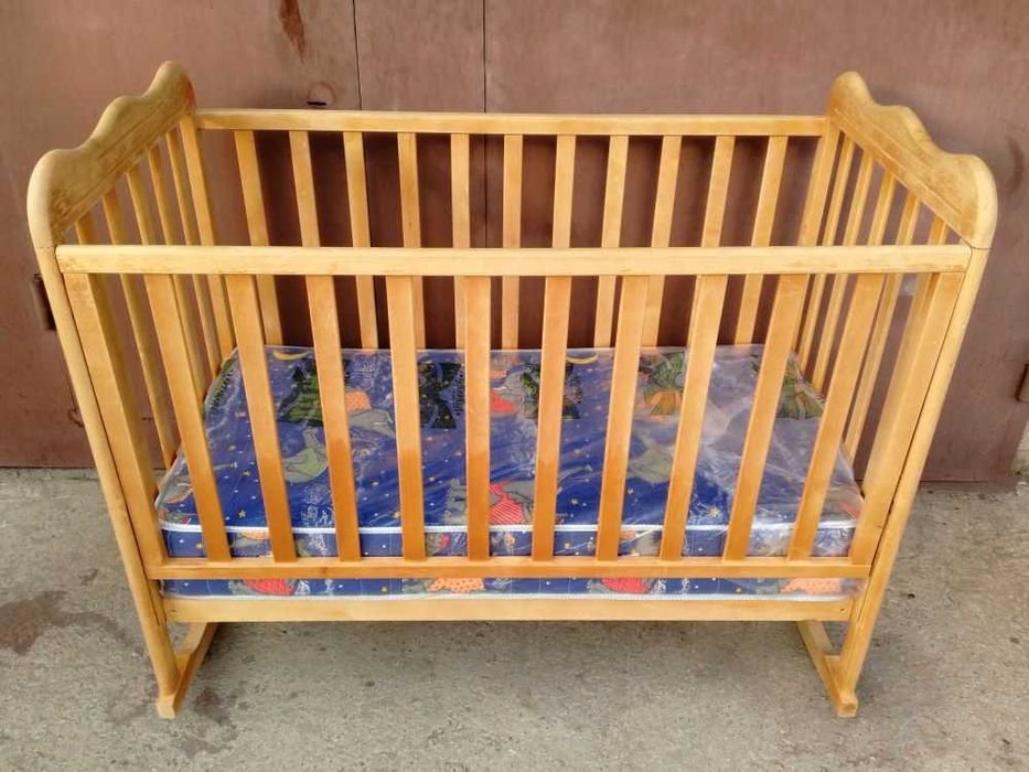 Дитяче ліжечко. Детская кроватка.  Відправка поштою!