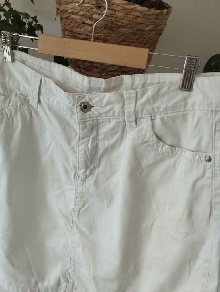 Letnia  spódnica, biała, trapezowa r.38 flash jeans