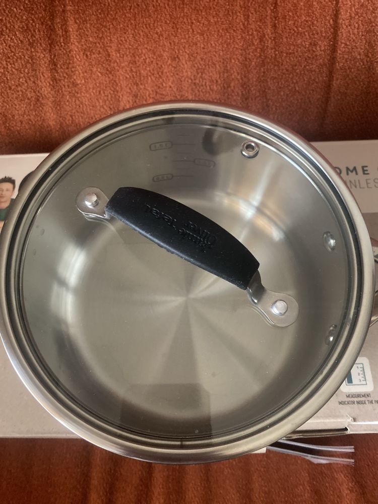 Продам каструлю  Tefal