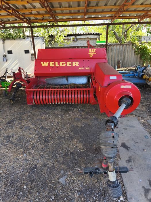 Прес-підбирач welger ap 38