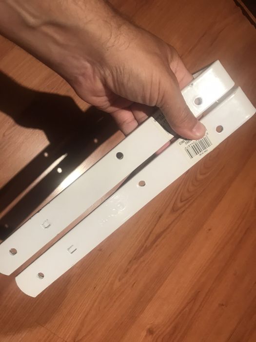 Suportes para prateleiras em ferro lacado ( novo)