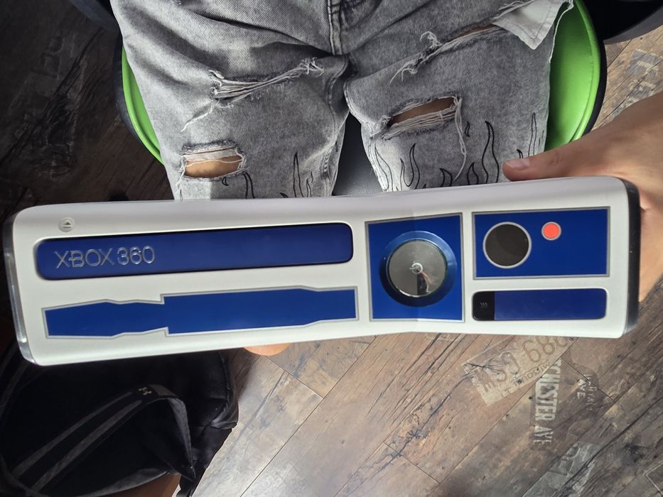 Xbox 360 Slim Star Wars Limited Edition x360