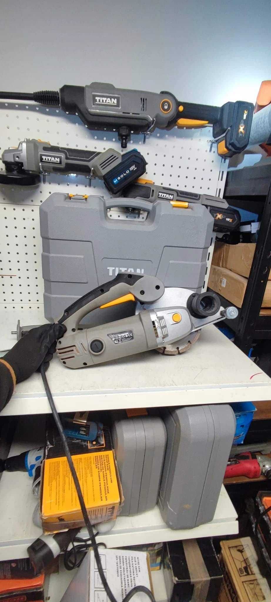 Bruzdownica Titan TTB293WCH 1700 W