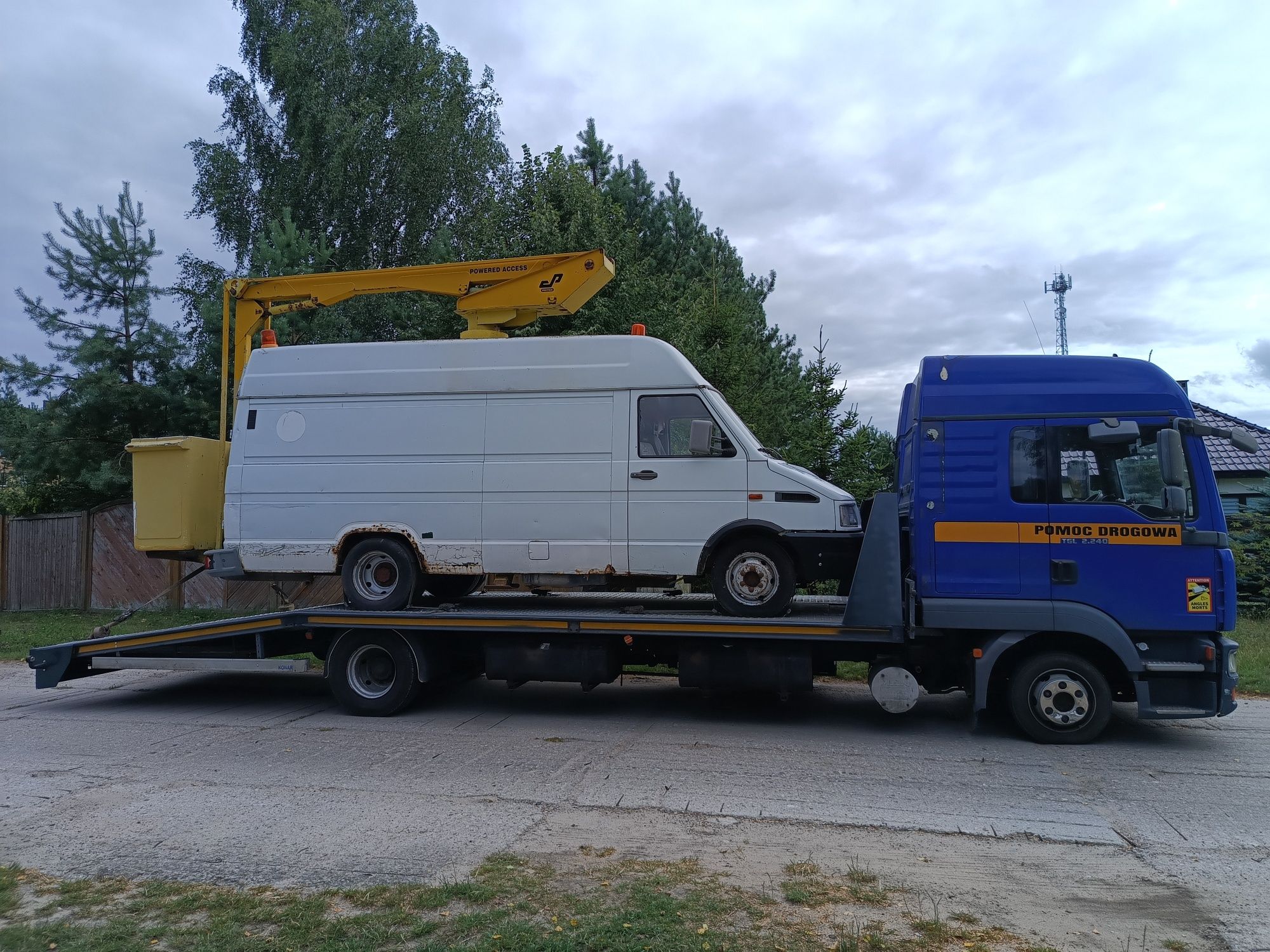 Laweta Transport  Maszyn Rolniczych i budowlanych