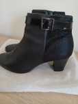 Bota botin de cano curto
