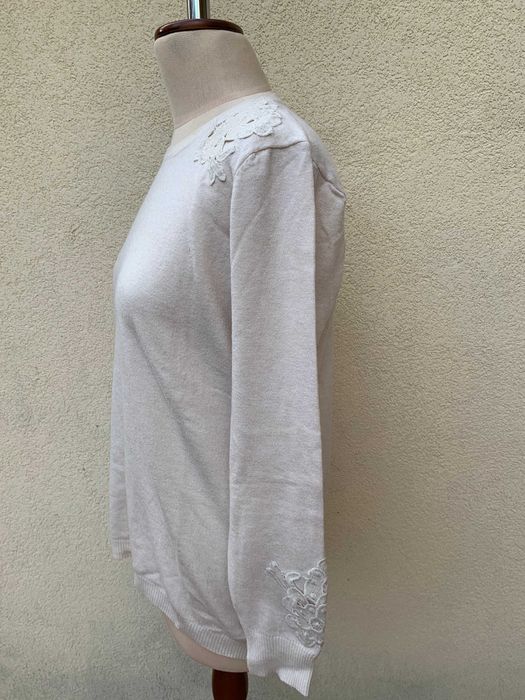 Jasno beżowy. kremowy nowy sweterek z haftem rozm L/XL, Kinga