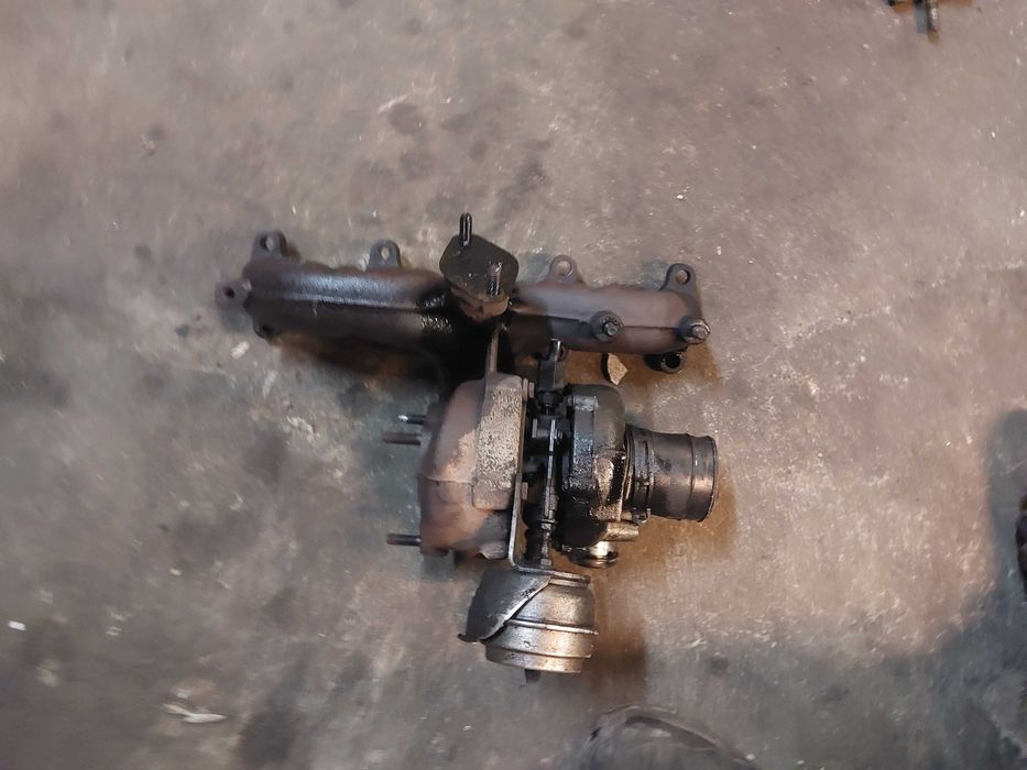 Bomba injectora com injectores Audi  A3 1.9 TDI