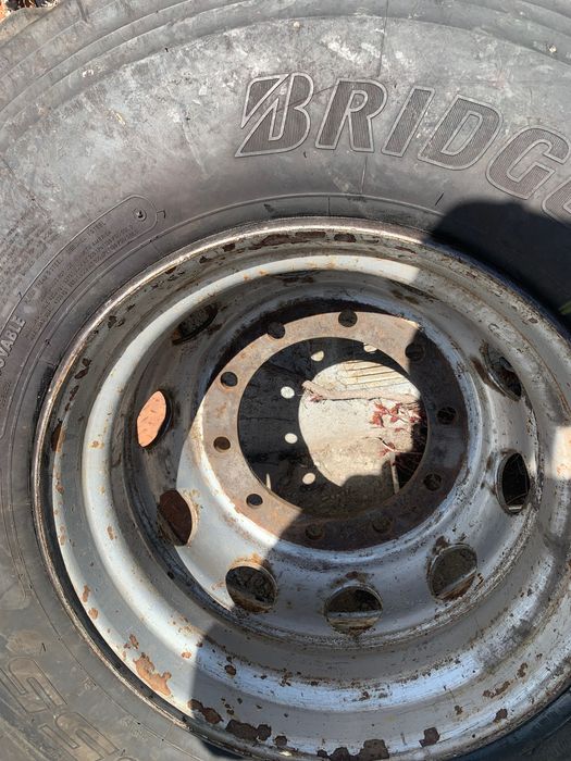 Шина с диском Bridgestone L355 315/80R22.5