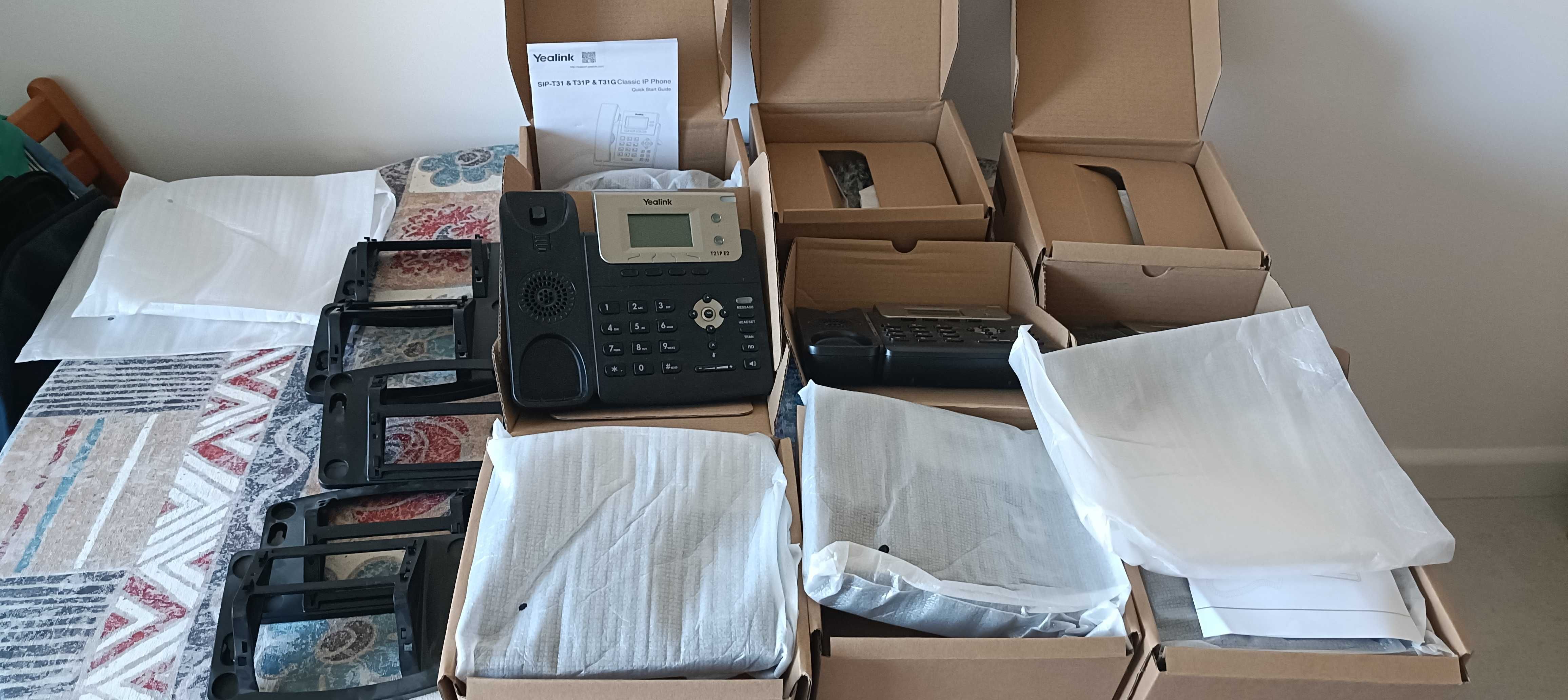 6 szt.Telefony stacjonarne Yealink SIP-T21P E2  Mega okazja