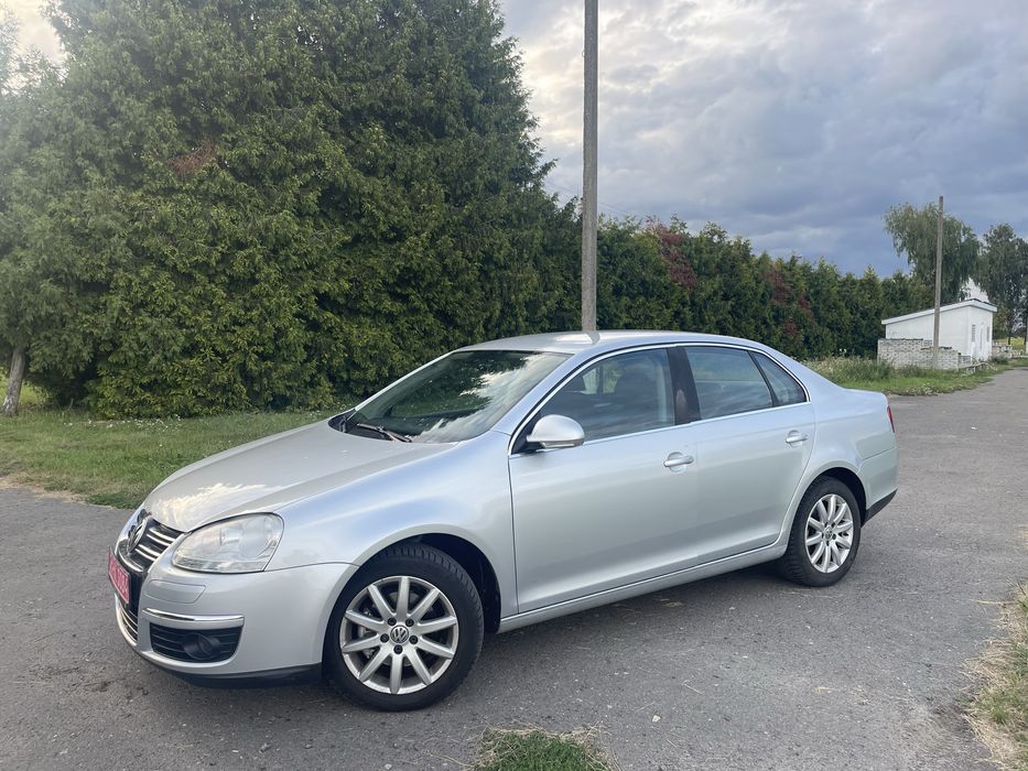 Продам свіжопригнану Volkswagen Jetta