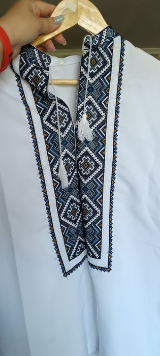 Вишиванка чоловіча нова