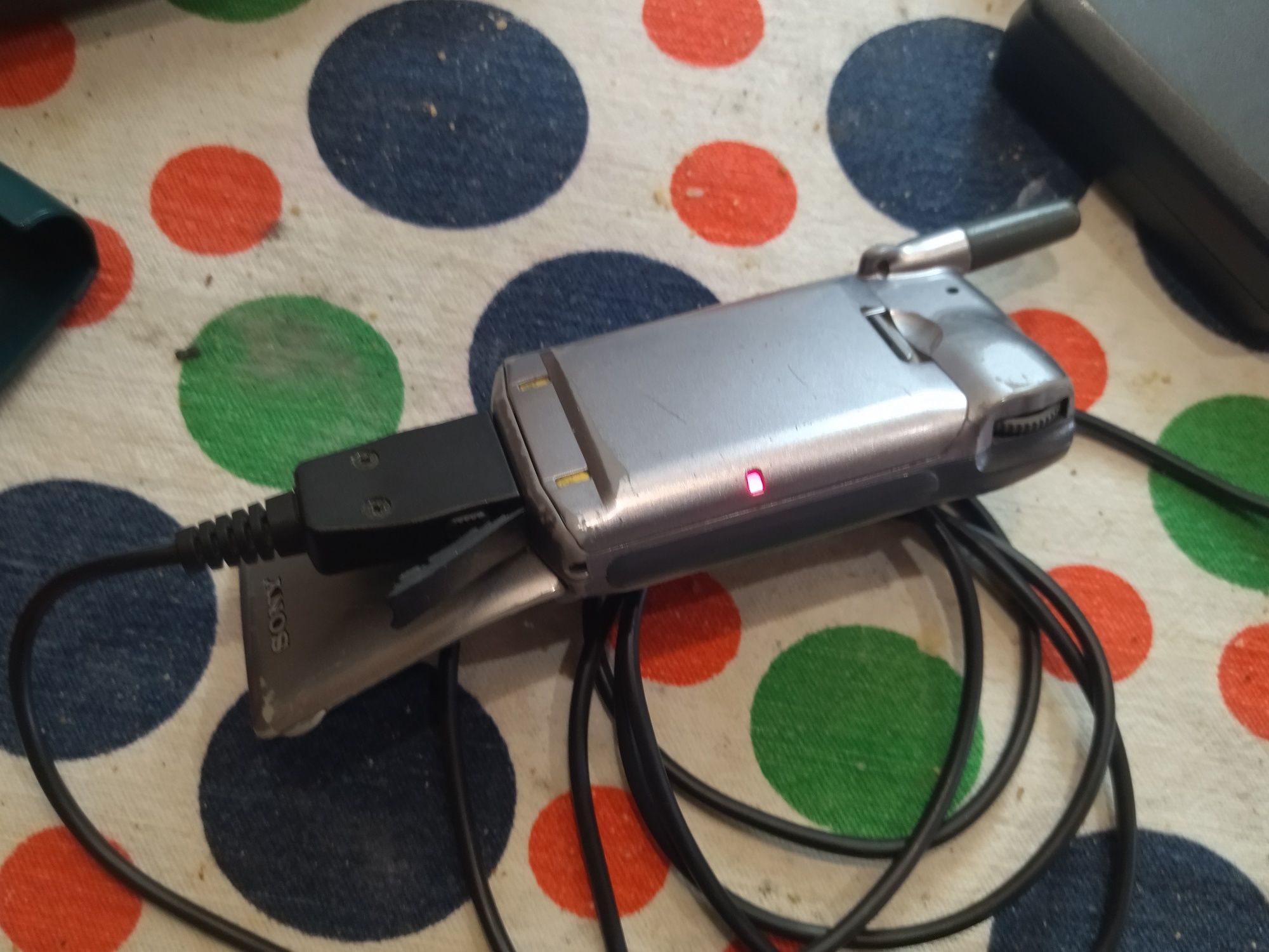 Pager bip Coca-Cola , Sony CMD- Z 5 e Alcatel One Touch  Easy