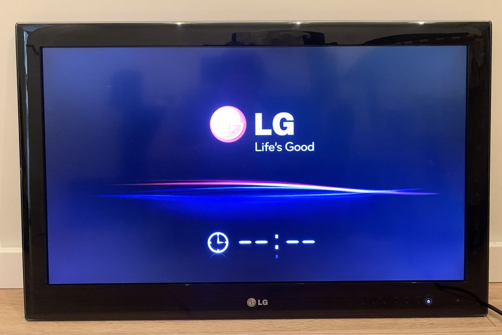 Телевізор LG 32LE5310