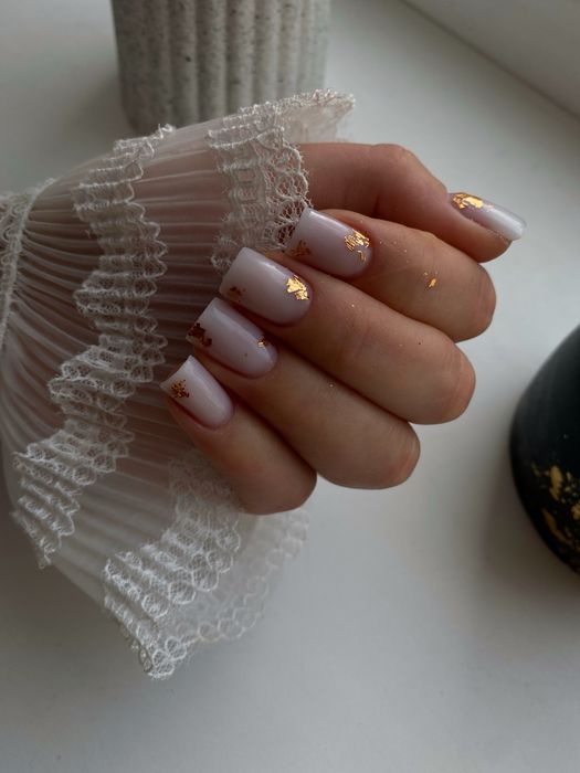 Покриття гель лаком, корекція (Деснянська правда)