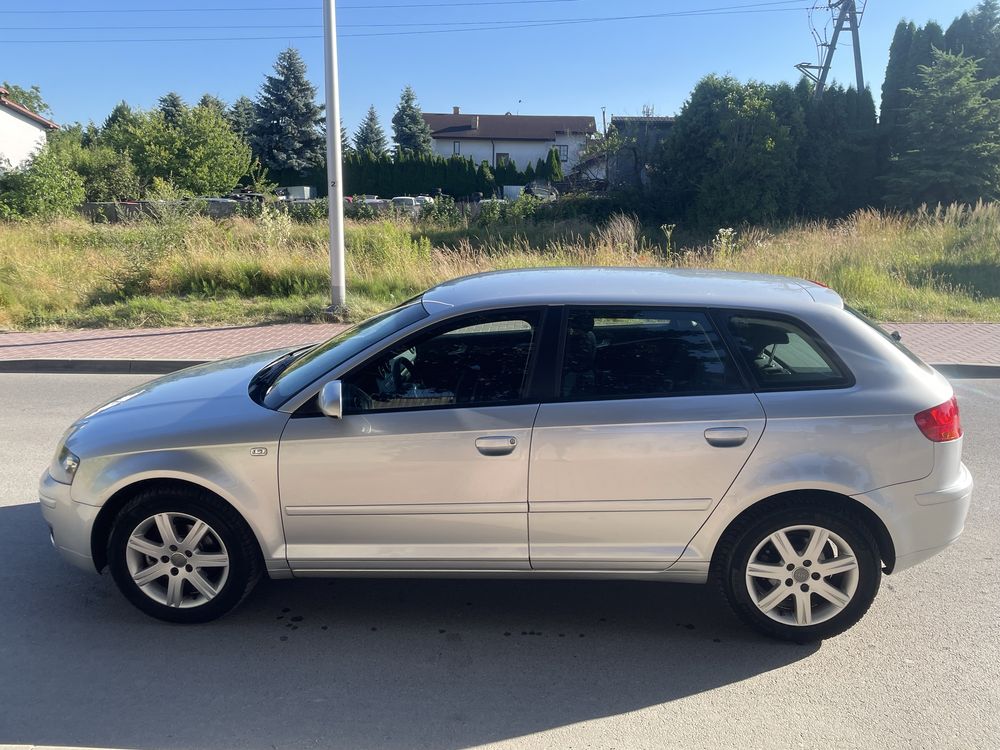 AUDI A3 8P ** LIFT ** 1.6b MPI ** 06r ** ZADBANA ** Bez rdzy ** OKAZJA