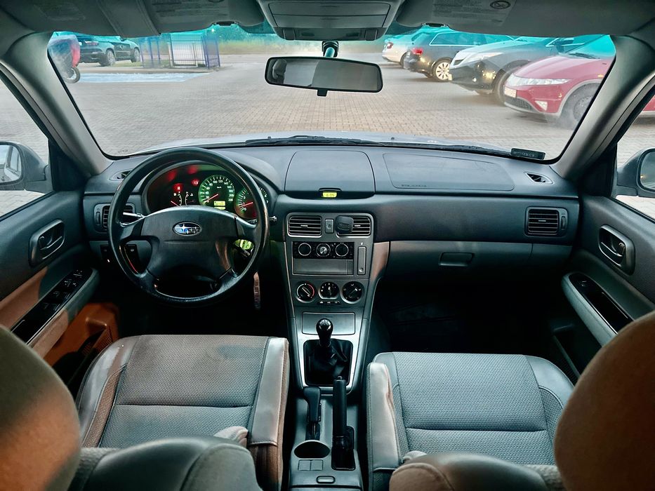 Subaru Forester 2.0 z LPG napęd AWD dobry stan bez rdzy