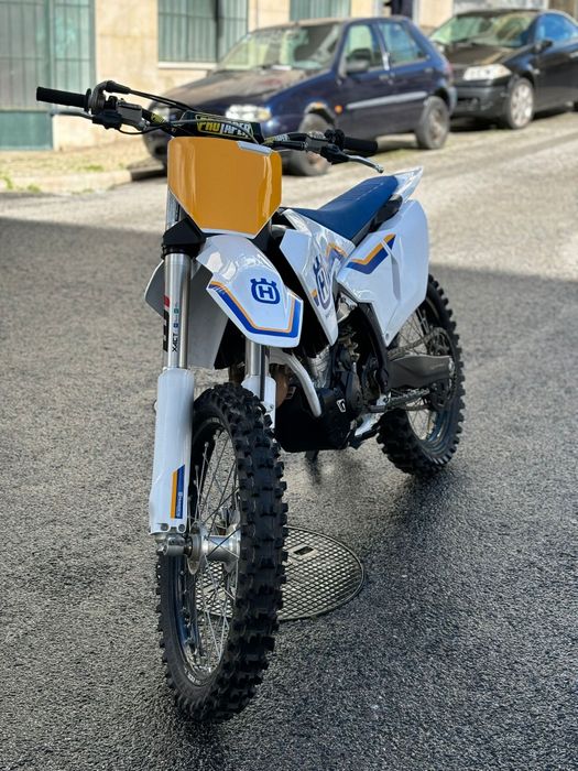 Husqvarna 250 FC heritage matrículada