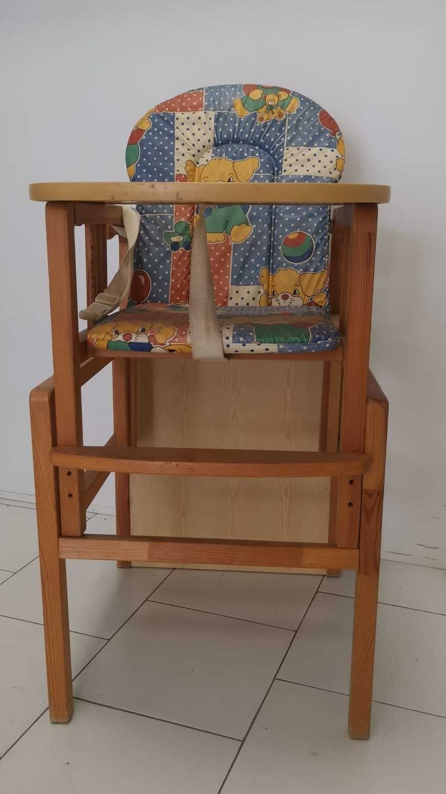 Cadeira refeição em madeira