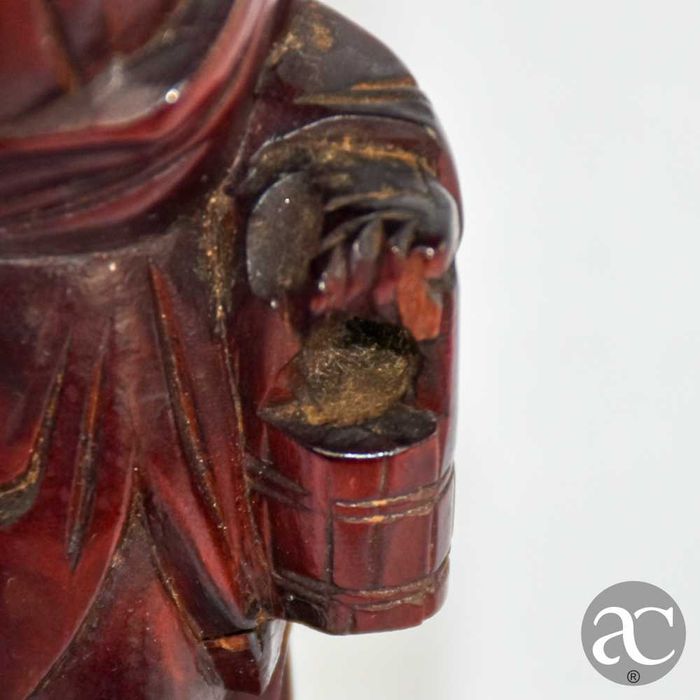 Figura de homem, China, em madeira exótica