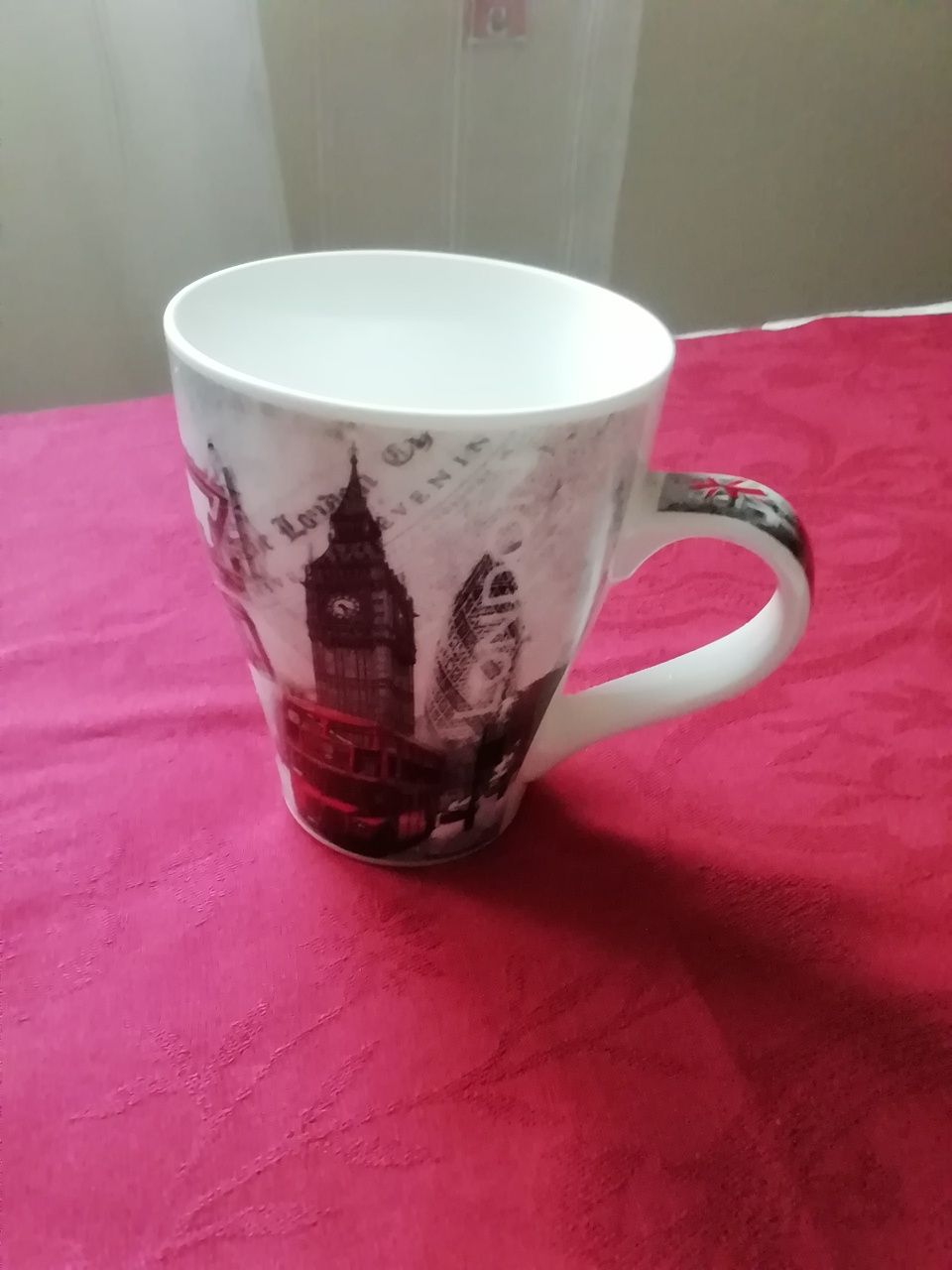 Caneca Londres, nova