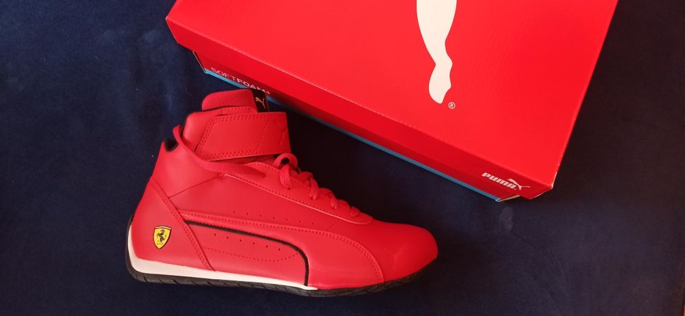 Buty Puma Drift Cat 40,5 Ferrari Motorsport
