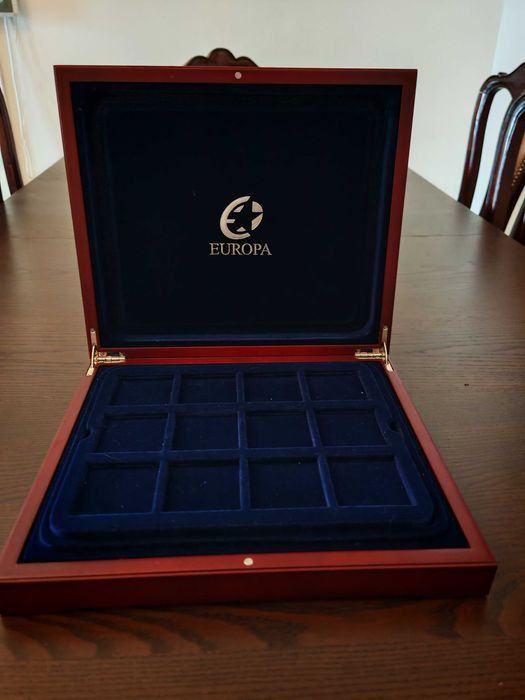 Caixa coleção europa de moedas com divisórias