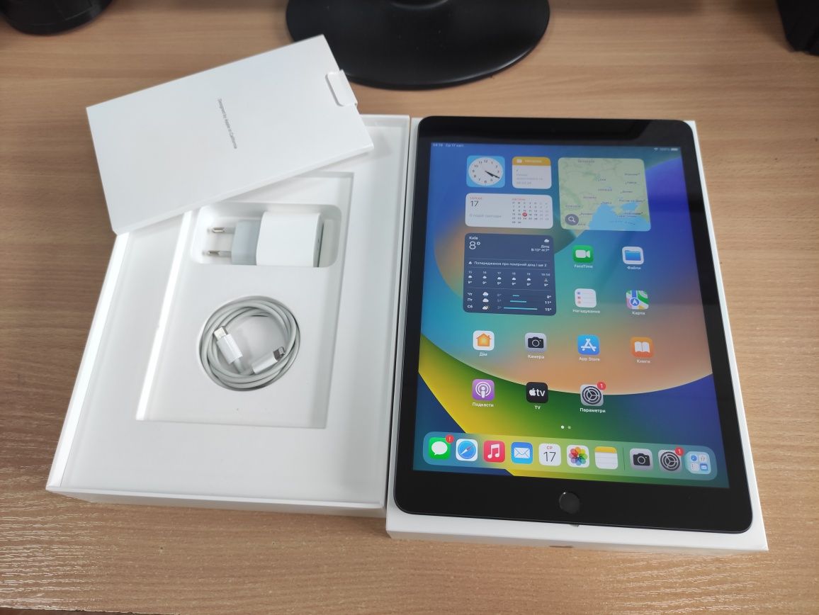 Планшетний ПК Apple iPad A2602 2021 Wi-Fi 64GB Space Grey 10.2"  айпад
