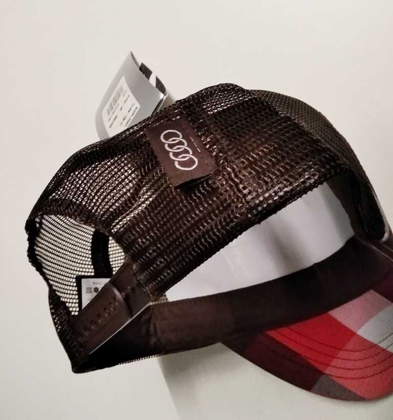 Бейсболка кепка Audi Quattro оригинал Baseball Cap