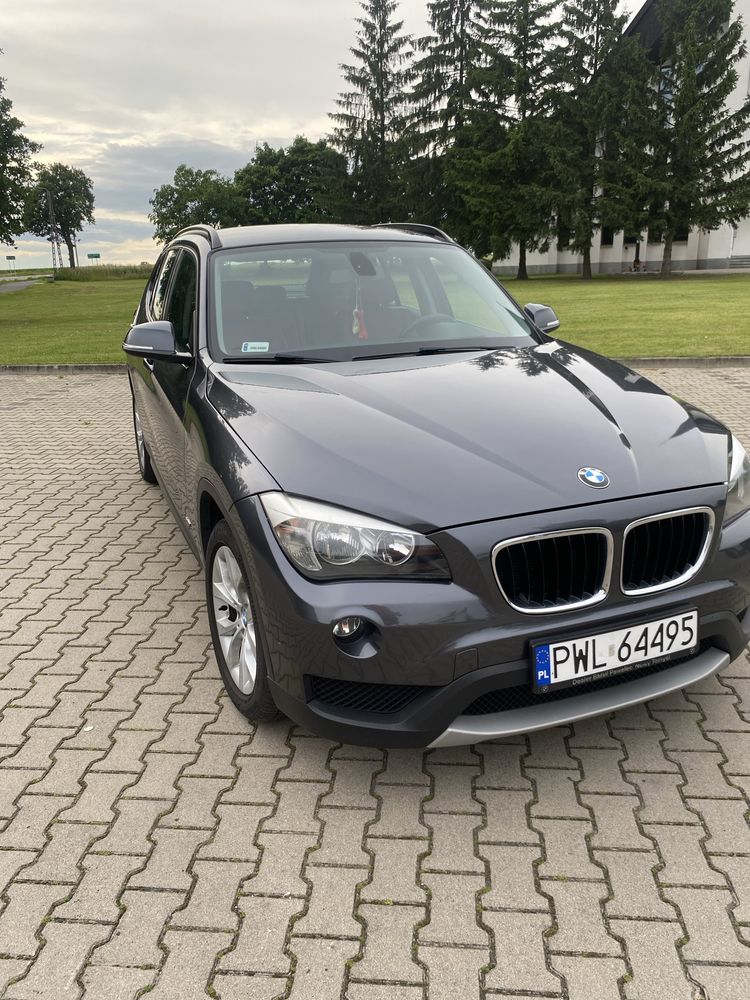 Bmw x1.
