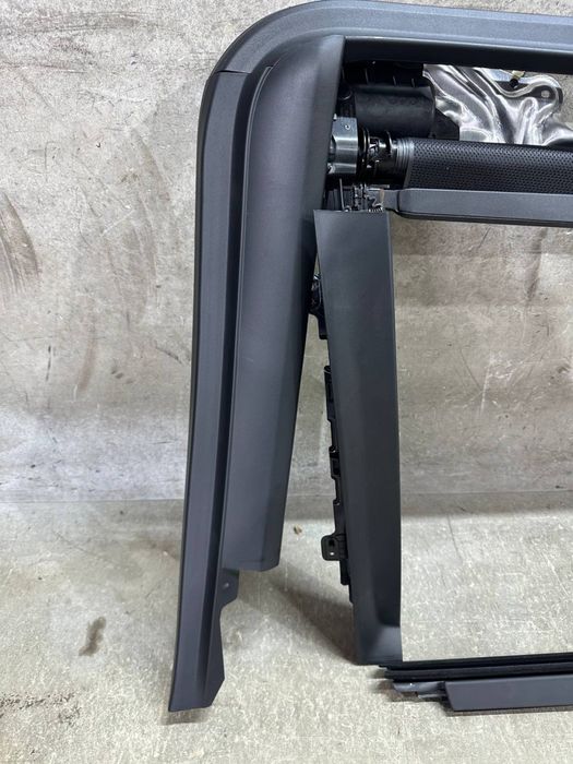 Комплект электрошторки багажника BMW G07