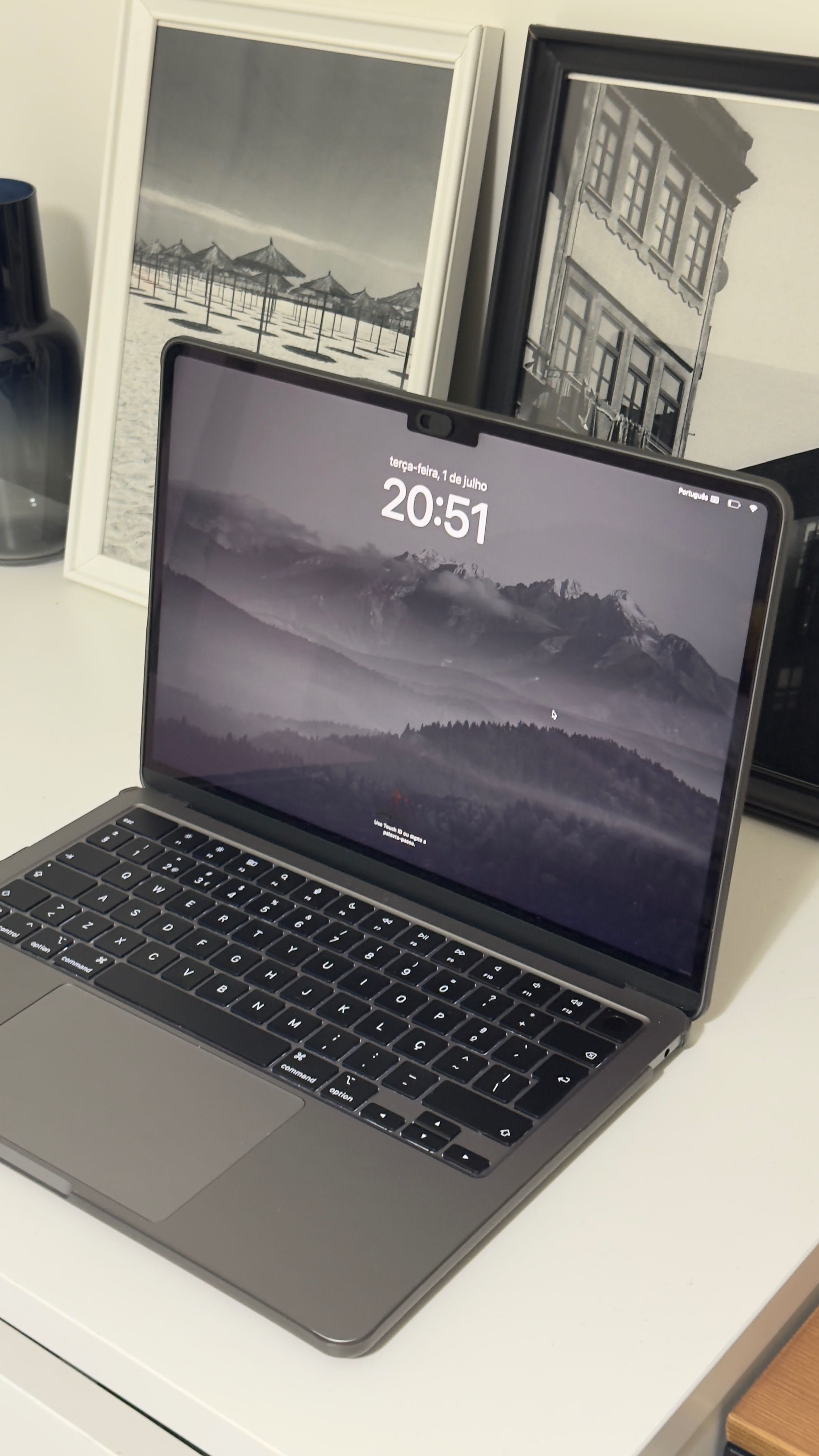 Macbook air m3 14” GPU 8-core| ssd 256GB| 8GB RAM
