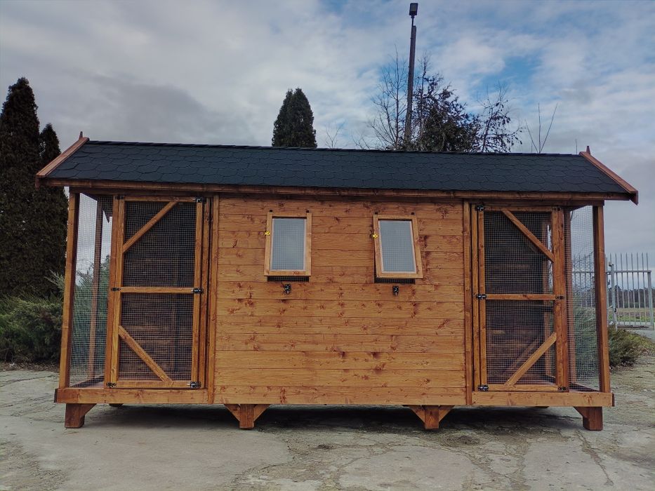 Golebnik, domek dla papug